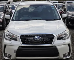 Subaru Forester 2.0XT Touring AWD 2018 White