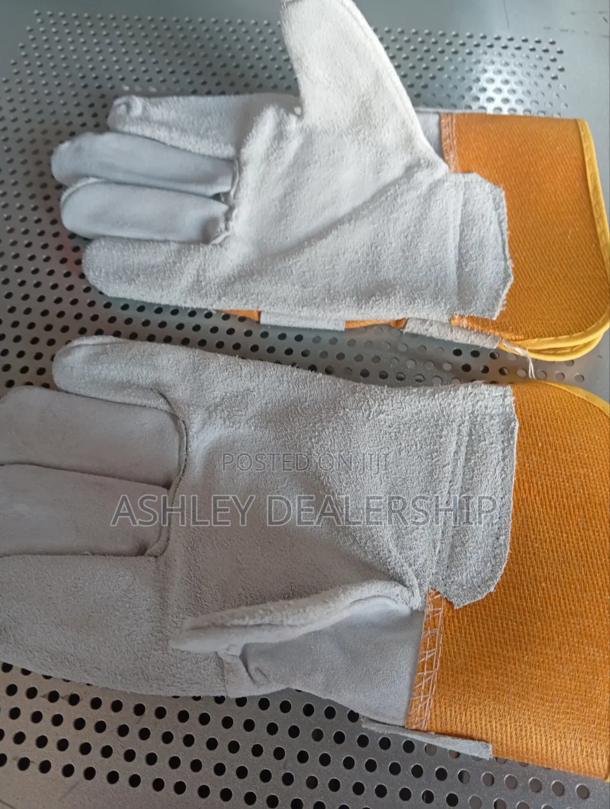 Leather Gloves