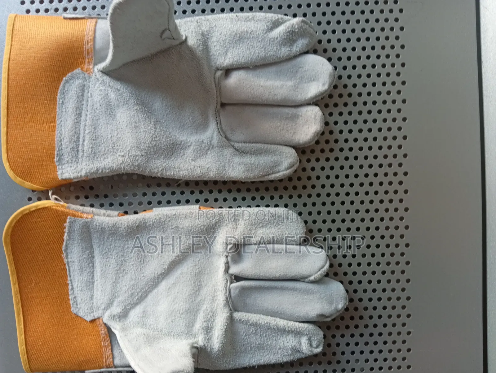 Leather Gloves