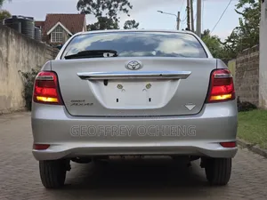 Toyota Axio 2019 Silver