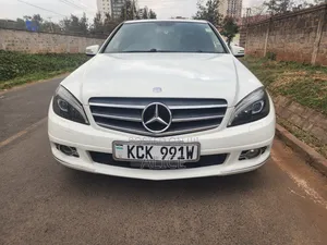 Mercedes-Benz C200 2010 White