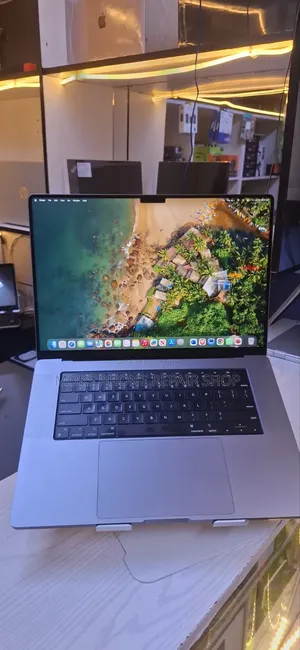 Laptop Apple MacBook Pro 2021 M1 16GB Apple M1 Pro SSD 512GB