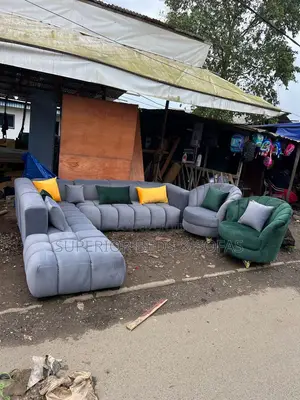 5 Seater L-Shaped Bubble Sofa Set in Utawala: Payment on Delivery