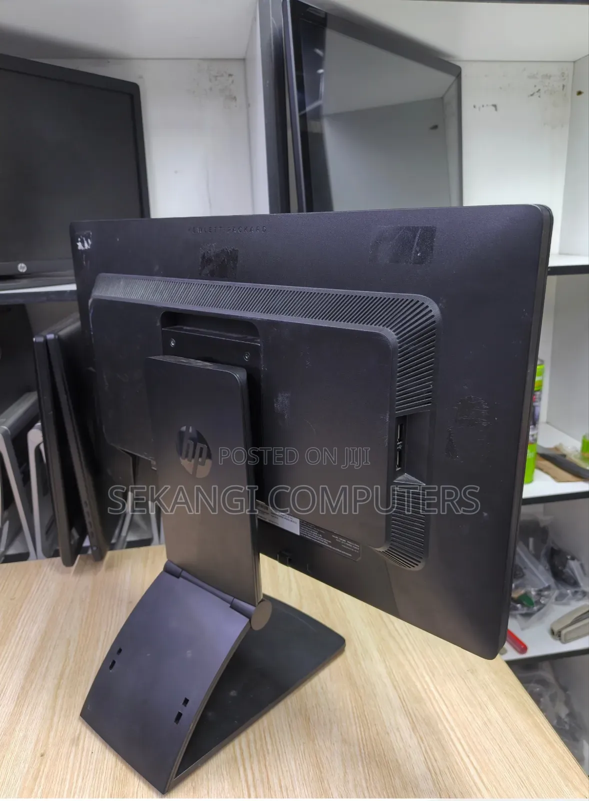 HP EliteDisplay E231 Monitor