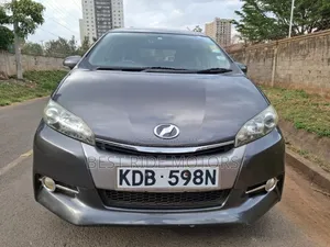 Toyota Wish 2014 Gray