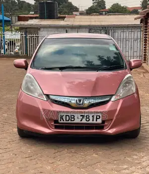 Honda Fit 2013 Pink