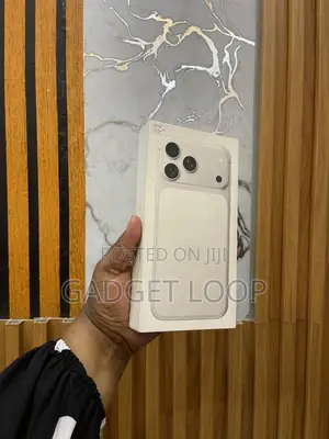 New Apple iPhone 17 Pro Max 256 GB Silver