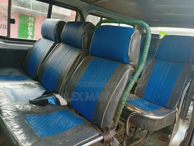 Toyota HiAce 2008 Silver - thumbnail 4