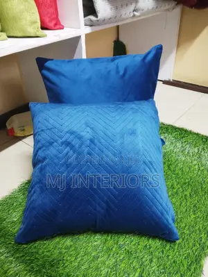 Modern Throw Cushion Covers for Living Room Decoration