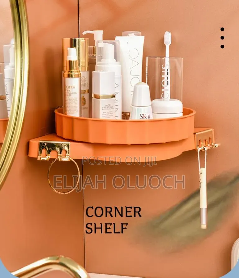 Rotating Triangle Bathroom Rack/ Cosmetic Organizer