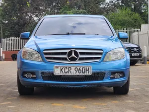 Mercedes-Benz C200 2010 Blue