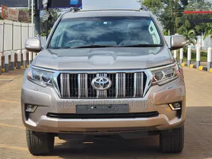 Toyota Land Cruiser Prado 2017 Ivory
