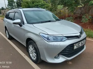 Toyota Corolla Fielder 2015 Silver