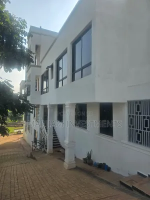 4bdrm Mansion in Runda Water Frobt, Thindigua/Kasarini for rent