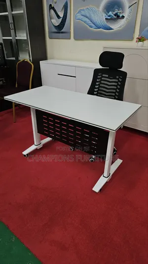 Topflip Movable Table