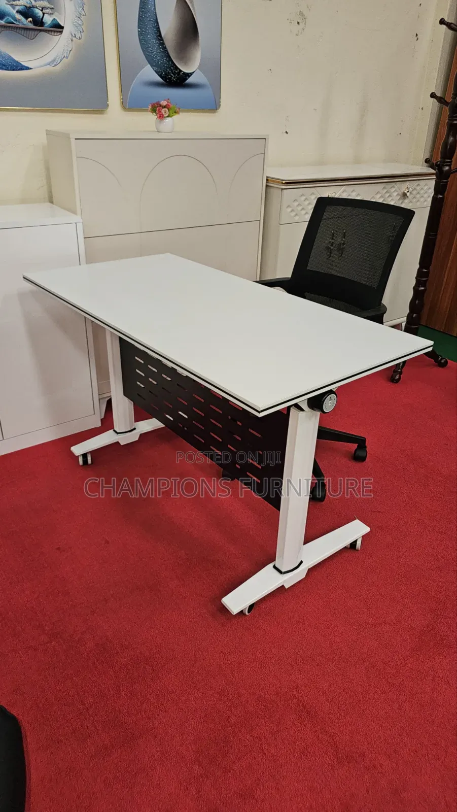 Topflip Movable Table