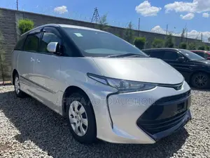 Toyota Estima 2019 Silver