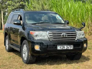 Toyota Land Cruiser 2014 Black