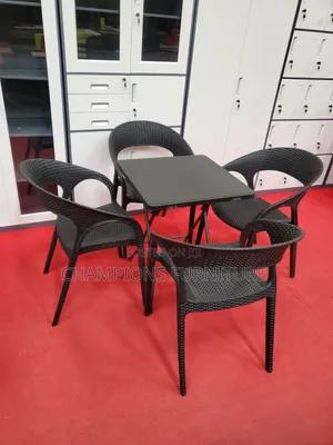 4 Seater Rattan Patio/Outdoor Set