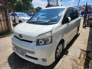 Toyota Voxy 2008 White