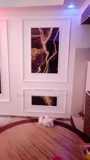 Pu Wainscoting