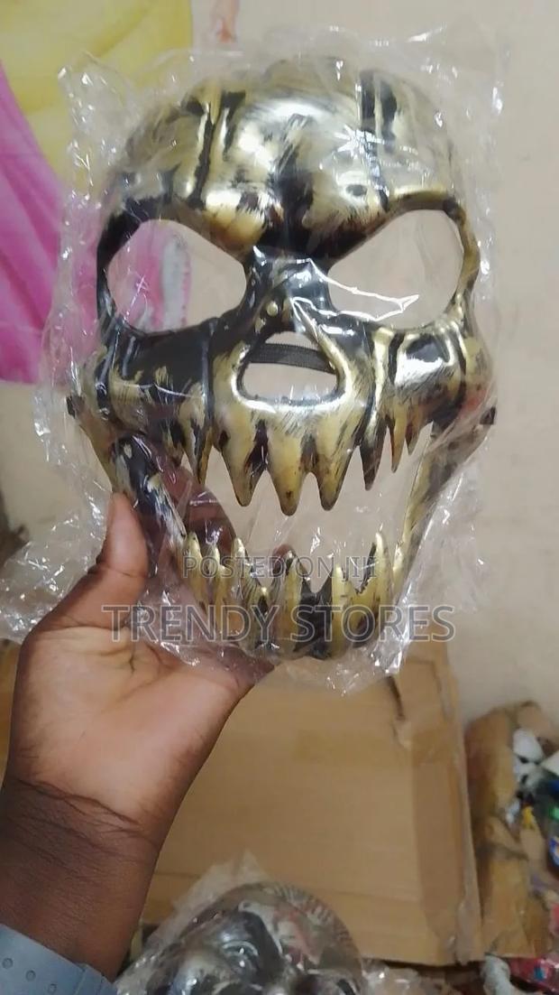 *Scary Mask