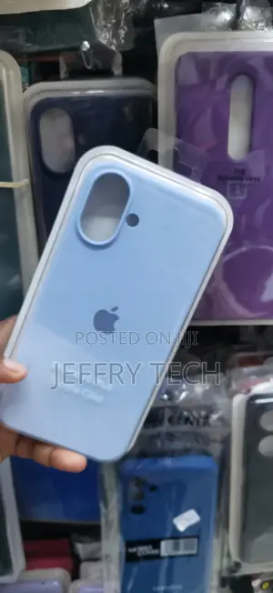 iPhone 16 Plus - Light Blue Silicone Protective Cover