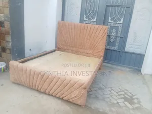 Chester Bed Used