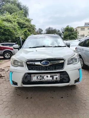Subaru Forester 2015 White