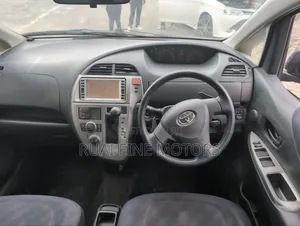 Toyota Ractis 2009 Black