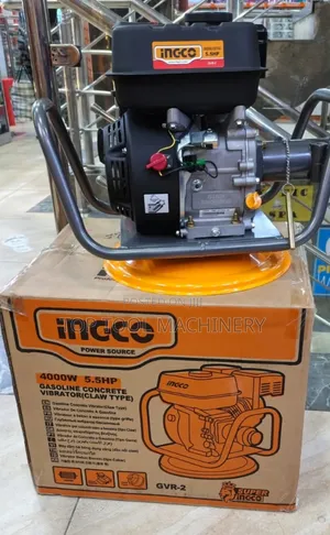 Industrial Ingco 5.5hp Gasoline Concrete Vibrator