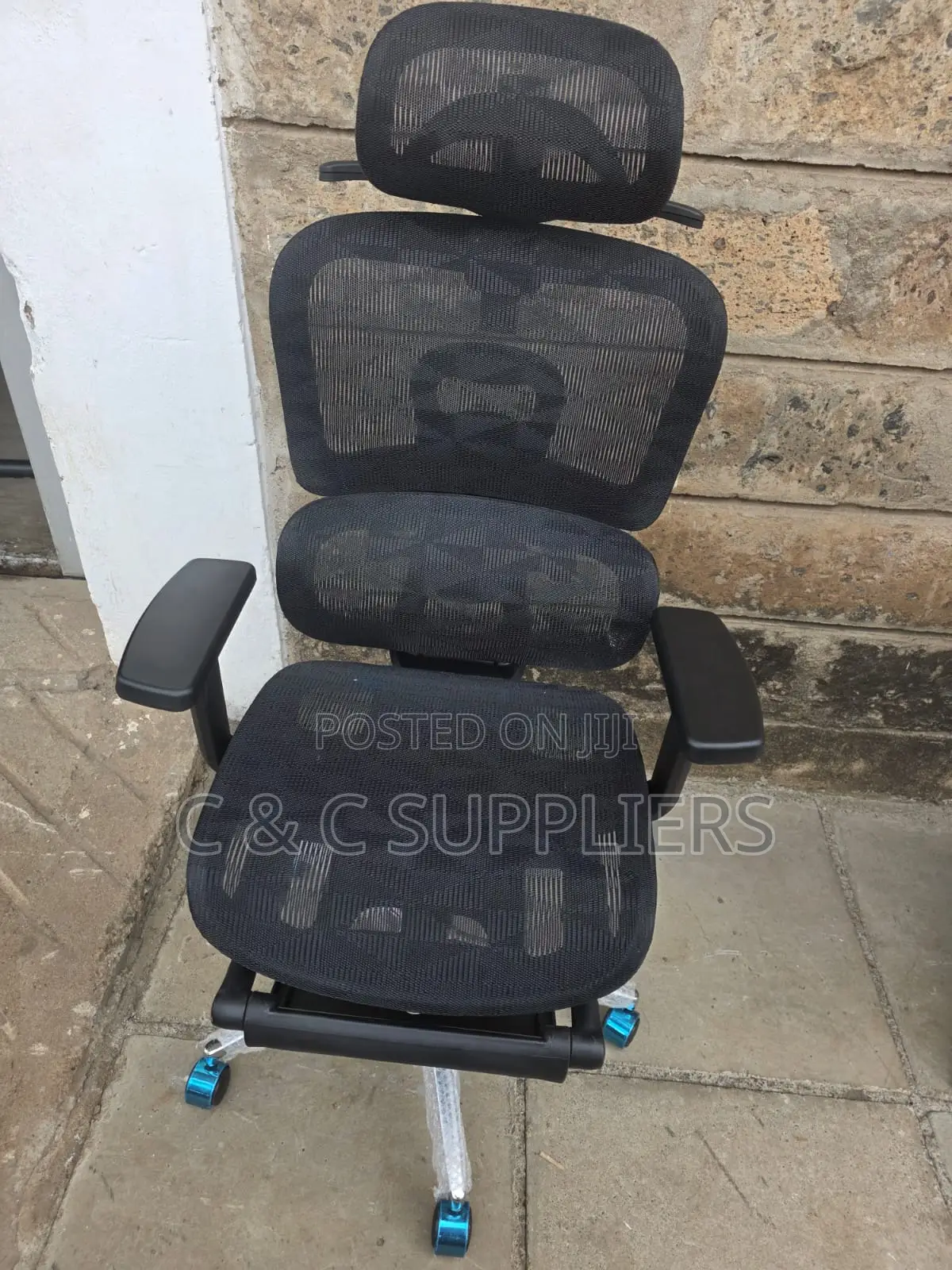 Modern Orthopedic Full Mesh Chair.