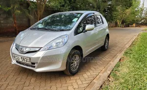 Honda Fit 2012 Silver