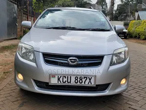 Toyota Corolla Fielder 2012 Silver