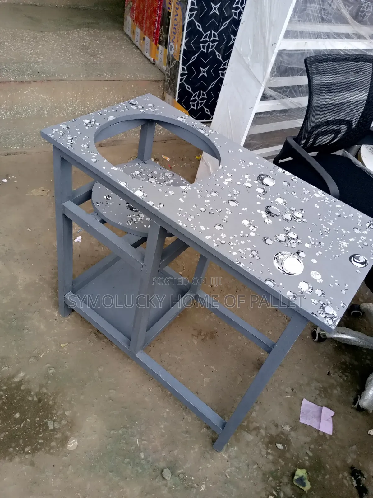 Modern Kitchen Table Stand- 6 Kg Gas Framed Stand