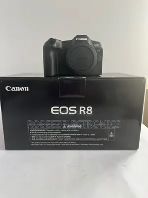 Canon EOS R8 Mirrorless Camera