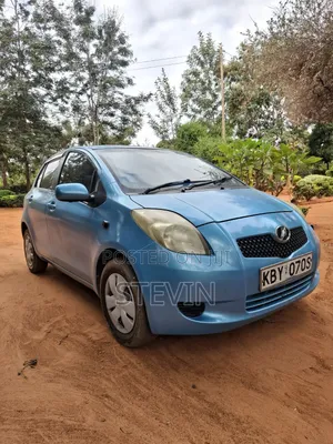 Toyota Vitz 2007 Gray
