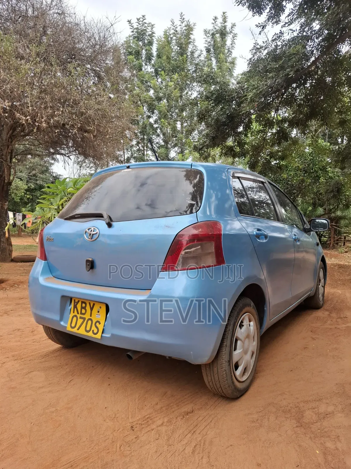 Toyota Vitz 2007 Gray