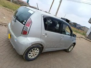 Toyota Passo 2004 Silver