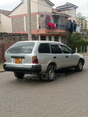 Toyota Corolla 2001 Silver