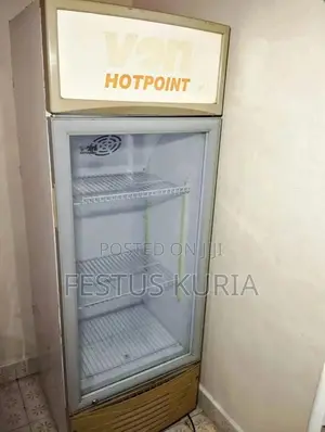 158L Von Hotpoint Commercial Display Chiller Fridge