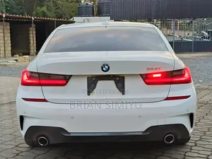 BMW 330i 2019 White