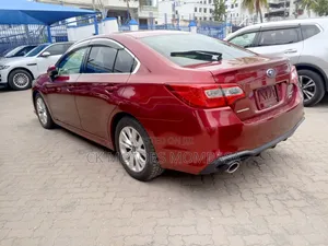 Subaru Legacy 2017 Red