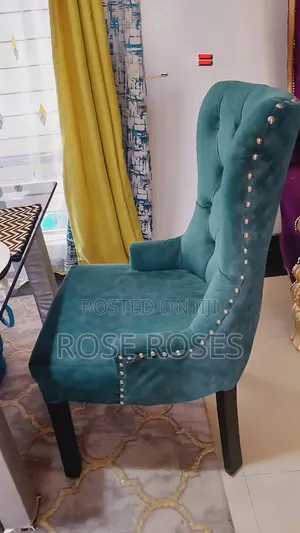 Arm Rest Dinning Chairs.