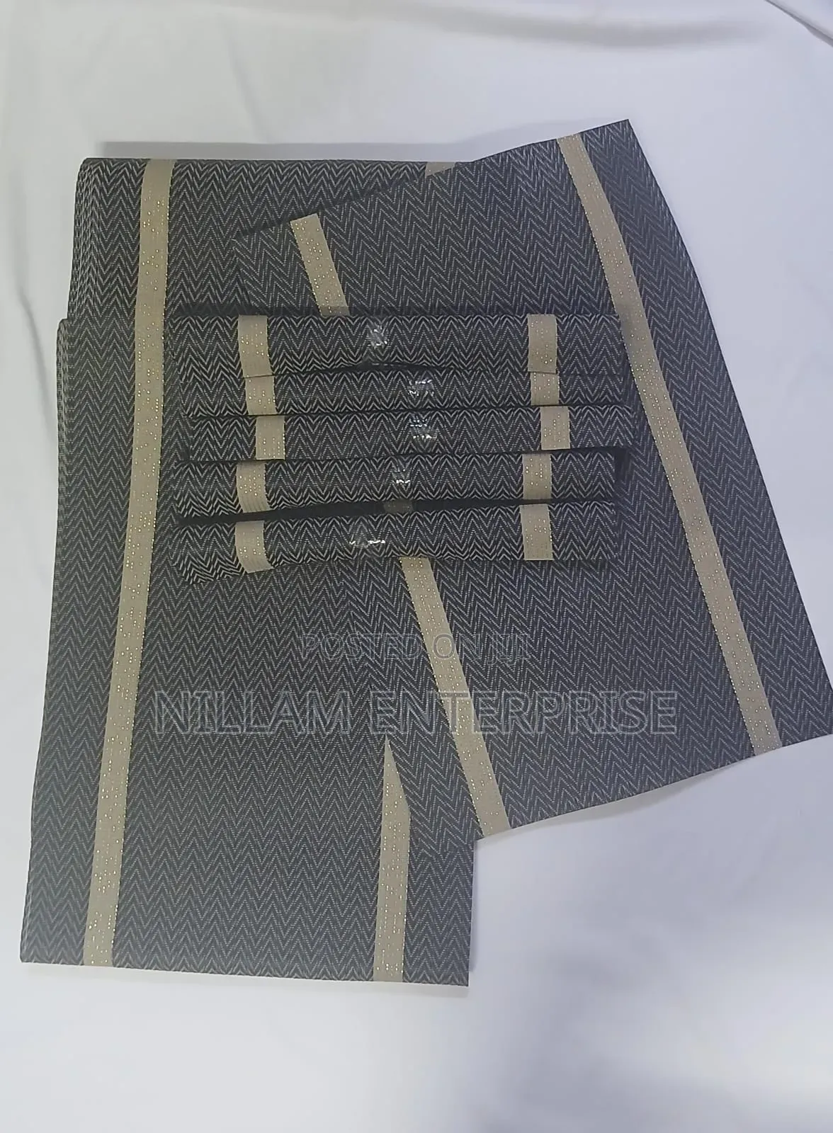 6pcs PVC Table Mats Plus One Table Runner* (30*180cm)