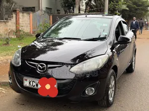 Toyota Vitz 2012 Black