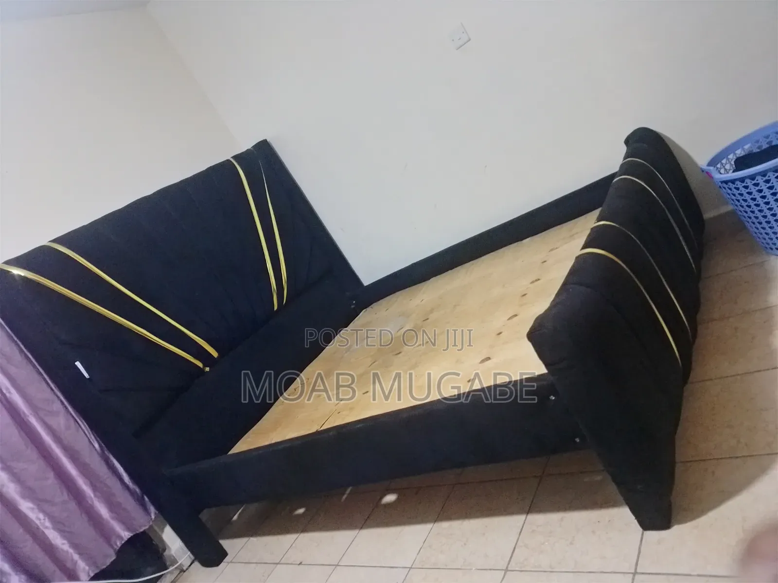 Chester Bed