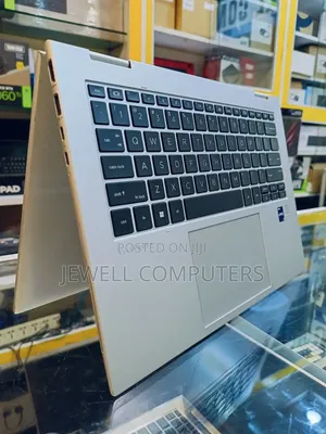 Laptop HP EliteBook x360 1040 G10 16GB Intel Core i7 SSD 512GB