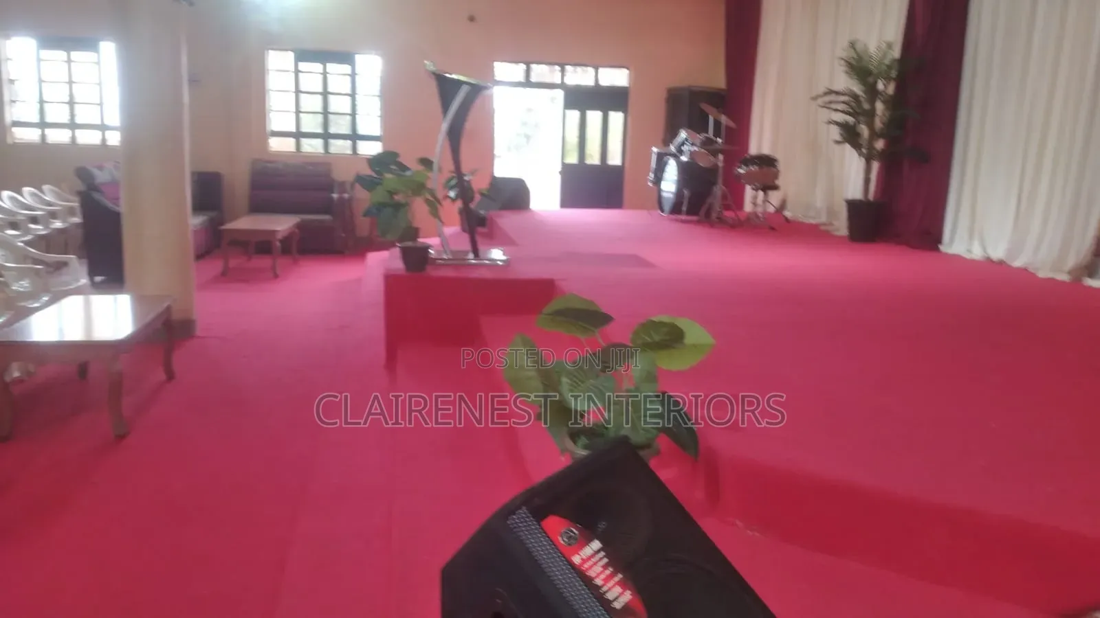 Create a Cozy Atmosphere With Red 4mm Delta Wall to Wall Carpets