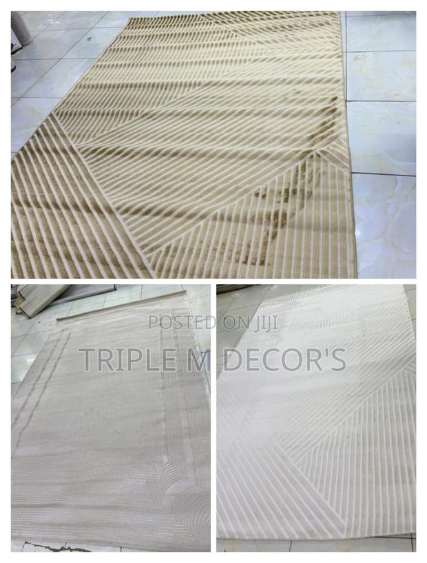 Premium Modern Apple Turkish Quality Home 5 by 8 Carpet